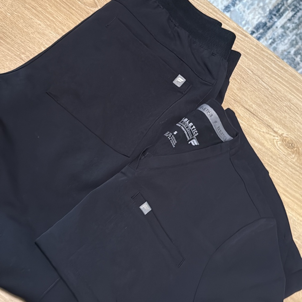 Fabletics Black Jogger scrubs